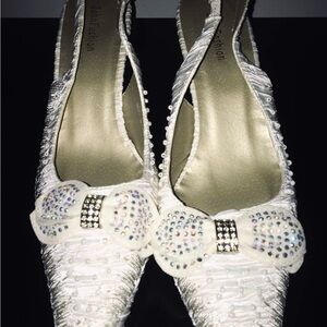 Chic White Slingback Heels with Embellished Bow